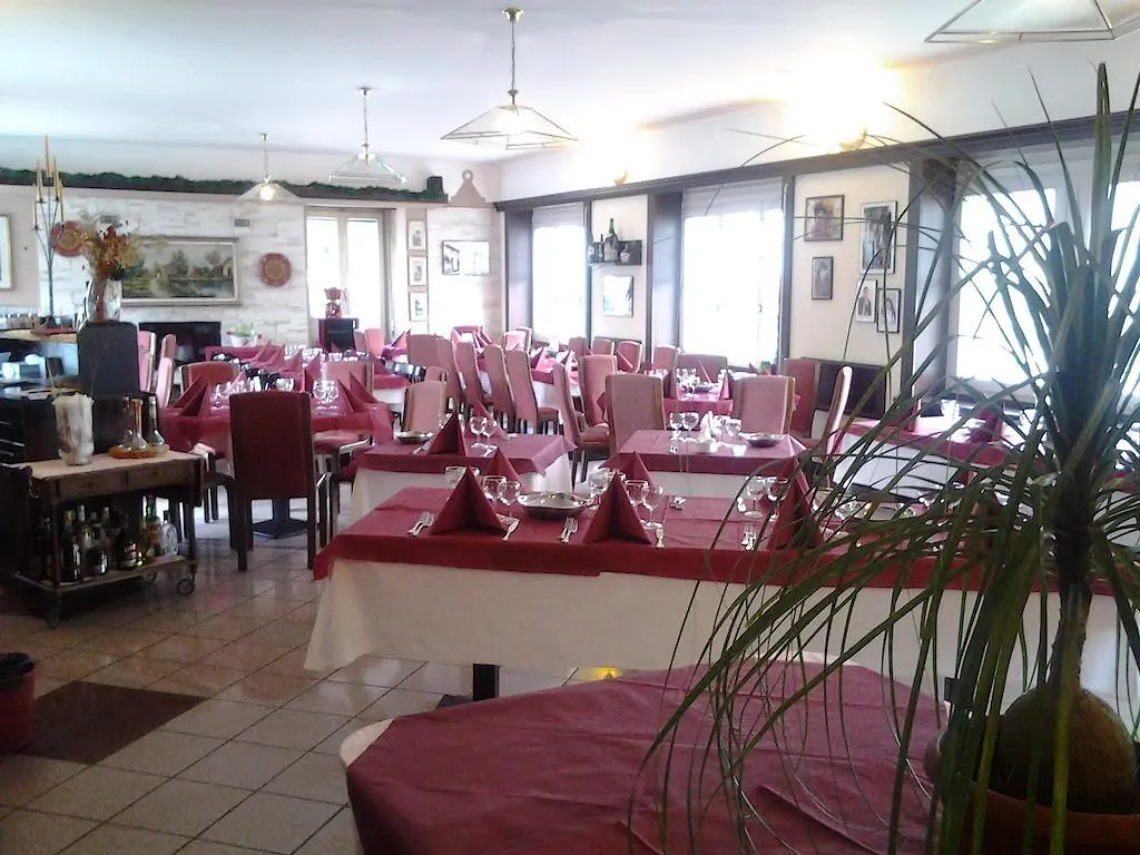 Albergo Del Cacciatore Cremeno İtalya