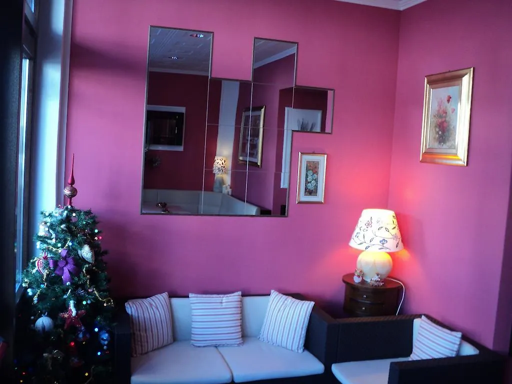 Albergo Del Cacciatore Cremeno İtalya